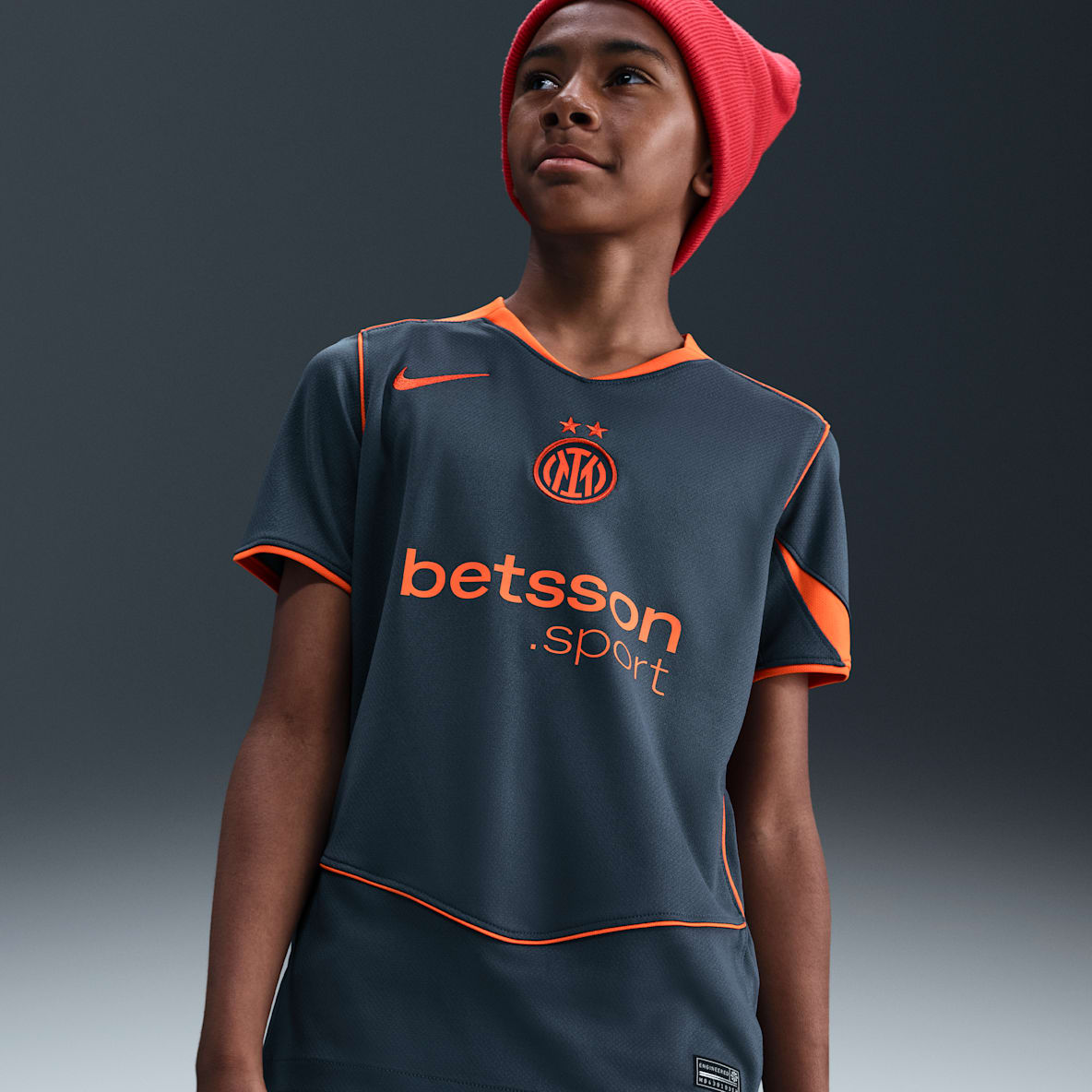 Inter Milan 2025/26 Stadium harmadik Inter Milan 2025/26 Stadium harmadik Nike Dri-FIT Total 90 replika futballmez nagyobb gyerekeknek