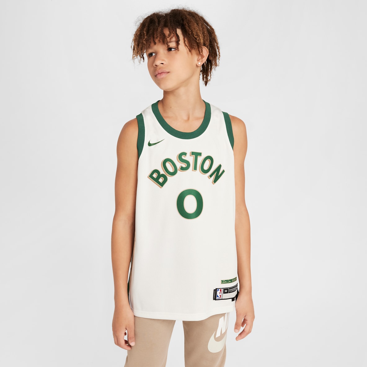 Jayson Tatum Boston Celtics 2023/24 City Edition Jayson Tatum Boston Celtics 2023/24 City Edition Nike Dri-FIT NBA Swingman-trøje til større børn