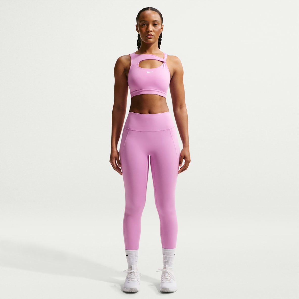 Nike Universa Women's High-Waisted 7/8 Leggings with No Front Seam
