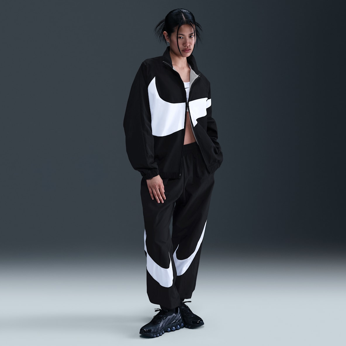 Nike Sportswear Joggers de tiro medio para mujer