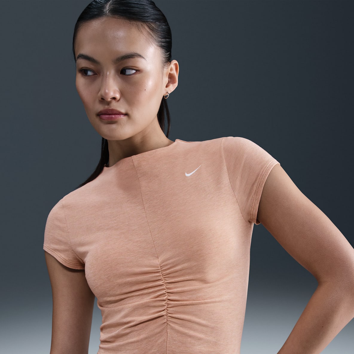 ナイキ スポーツウェア チル ニット ウィメンズ タイト ショートスリーブ クロップド モックネック トップ