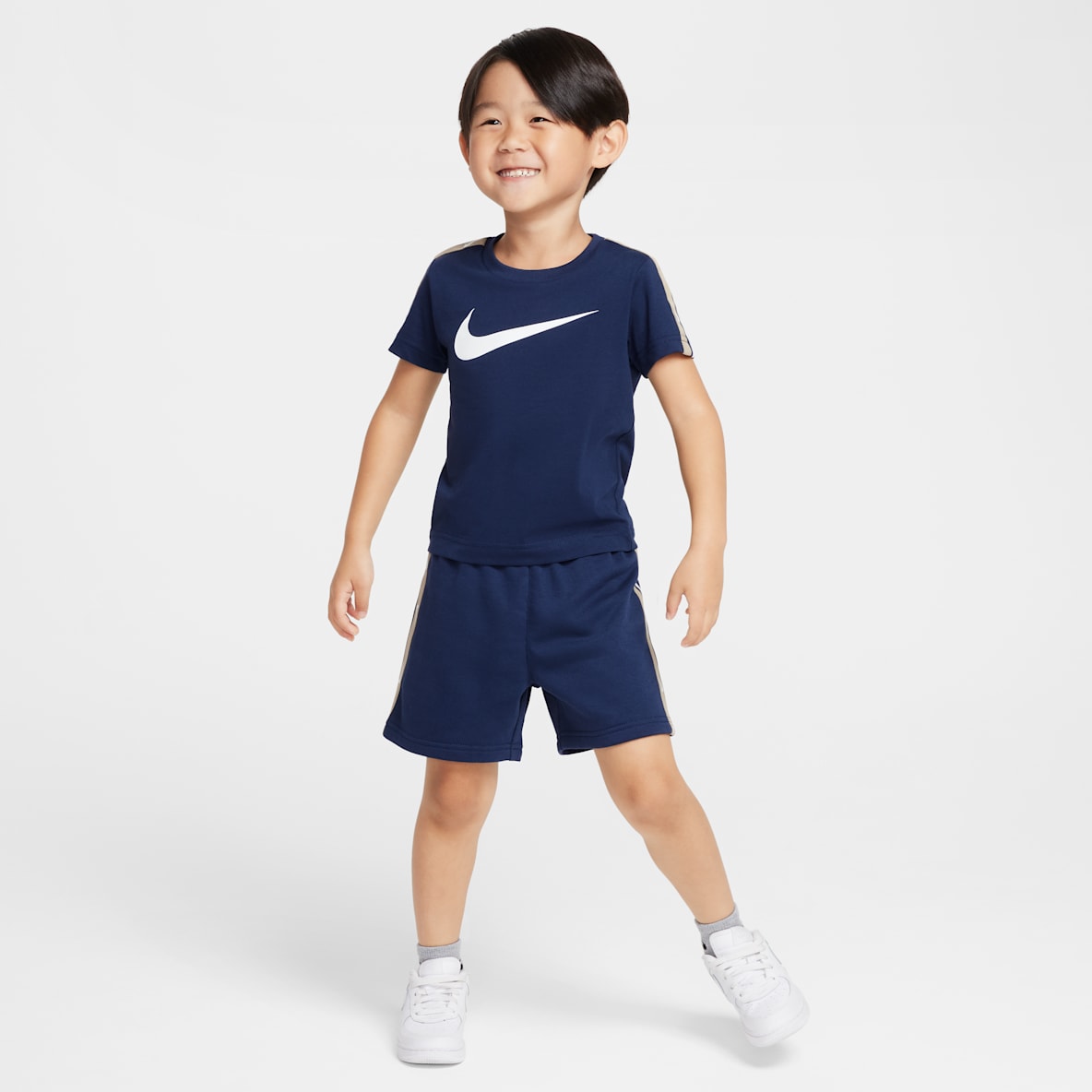 ナイキ スポーツウェア クラブ ナイキ スポーツウェア クラブ ベビー ツーピース フレンチ テリー ショートパンツ セットアップ