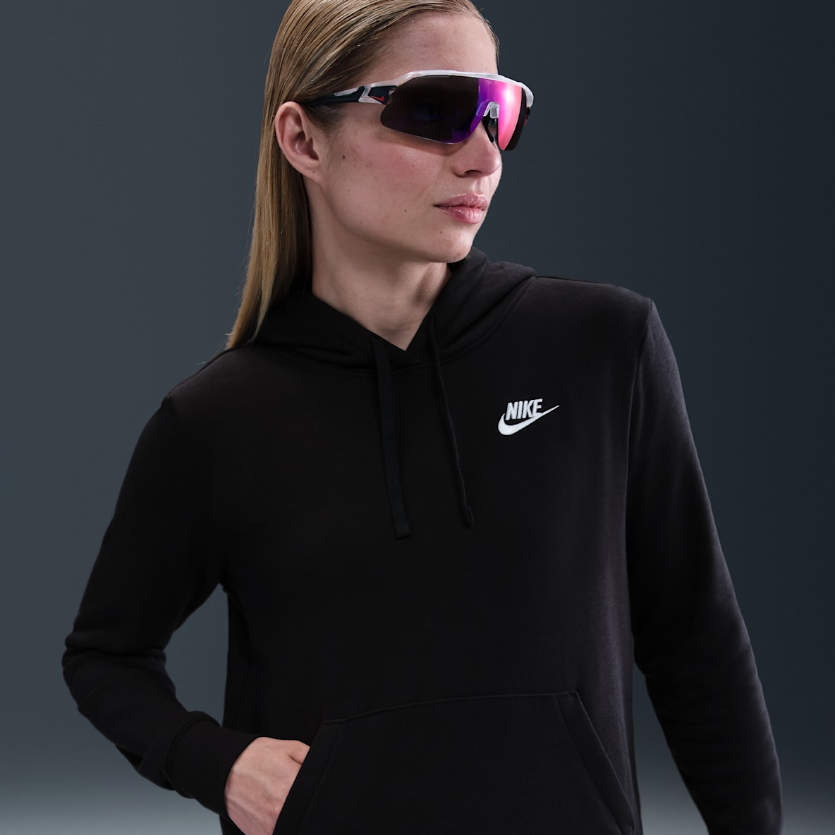 Nike Sportswear Club Fleece Women's Pullover Hoodie