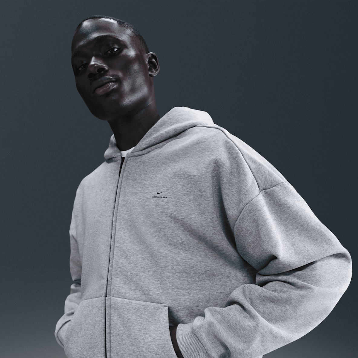 Nike Standard Issue Nike Standard Issue Dri-Therma-Basketball-Hoodie mit durchgehendem Reißverschluss für Herren