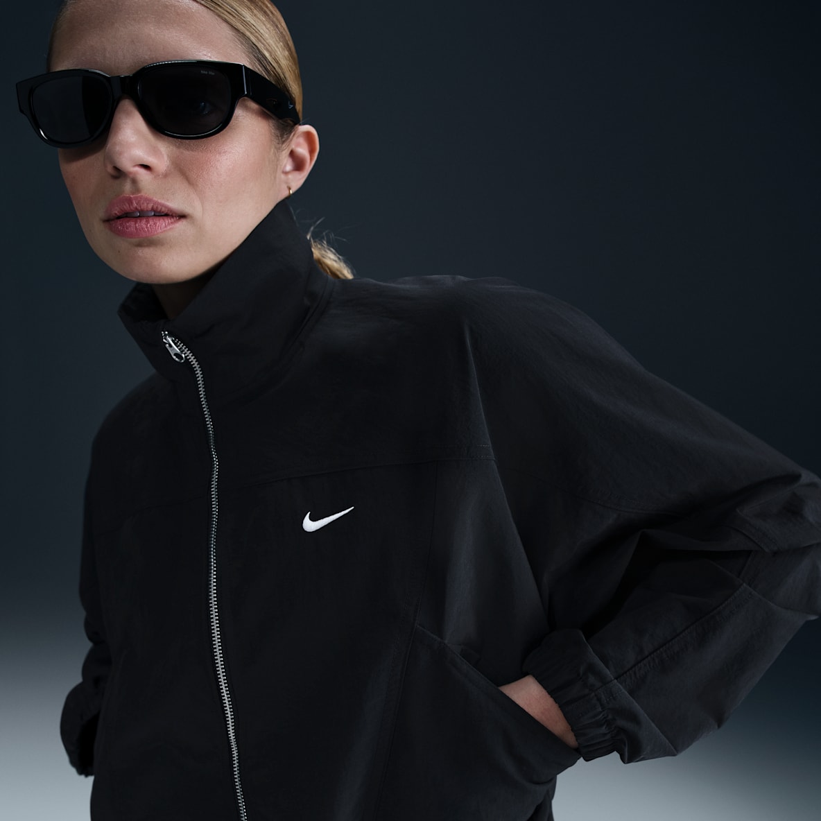 Nike Sportswear Everything Wovens Nike Sportswear Everything Wovens Women's Oversized Repel UV Protection Jacket