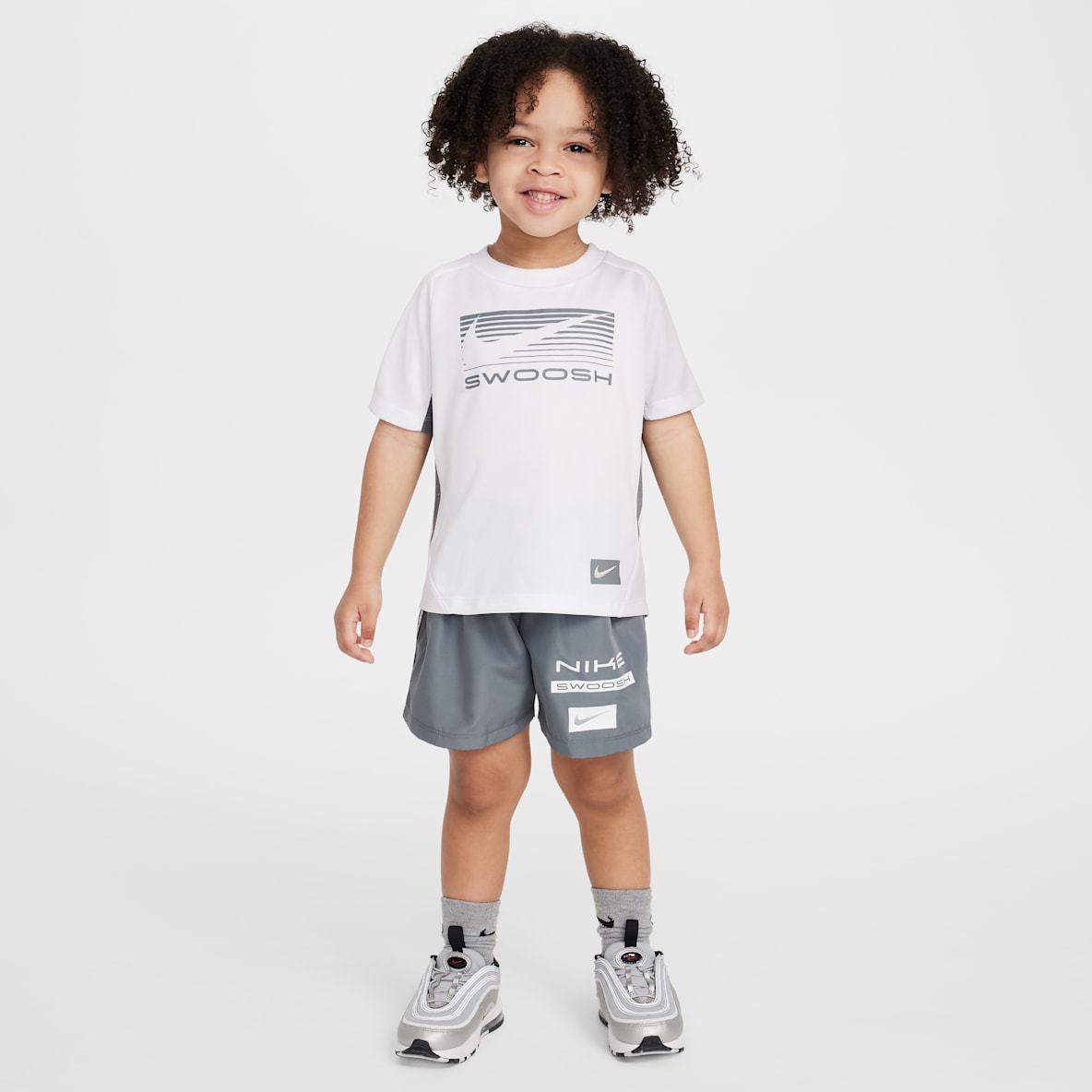 Nike Dri-FIT Nike Dri-FIT Conjunto de 2 piezas con shorts de tejido Woven Multi infantil
