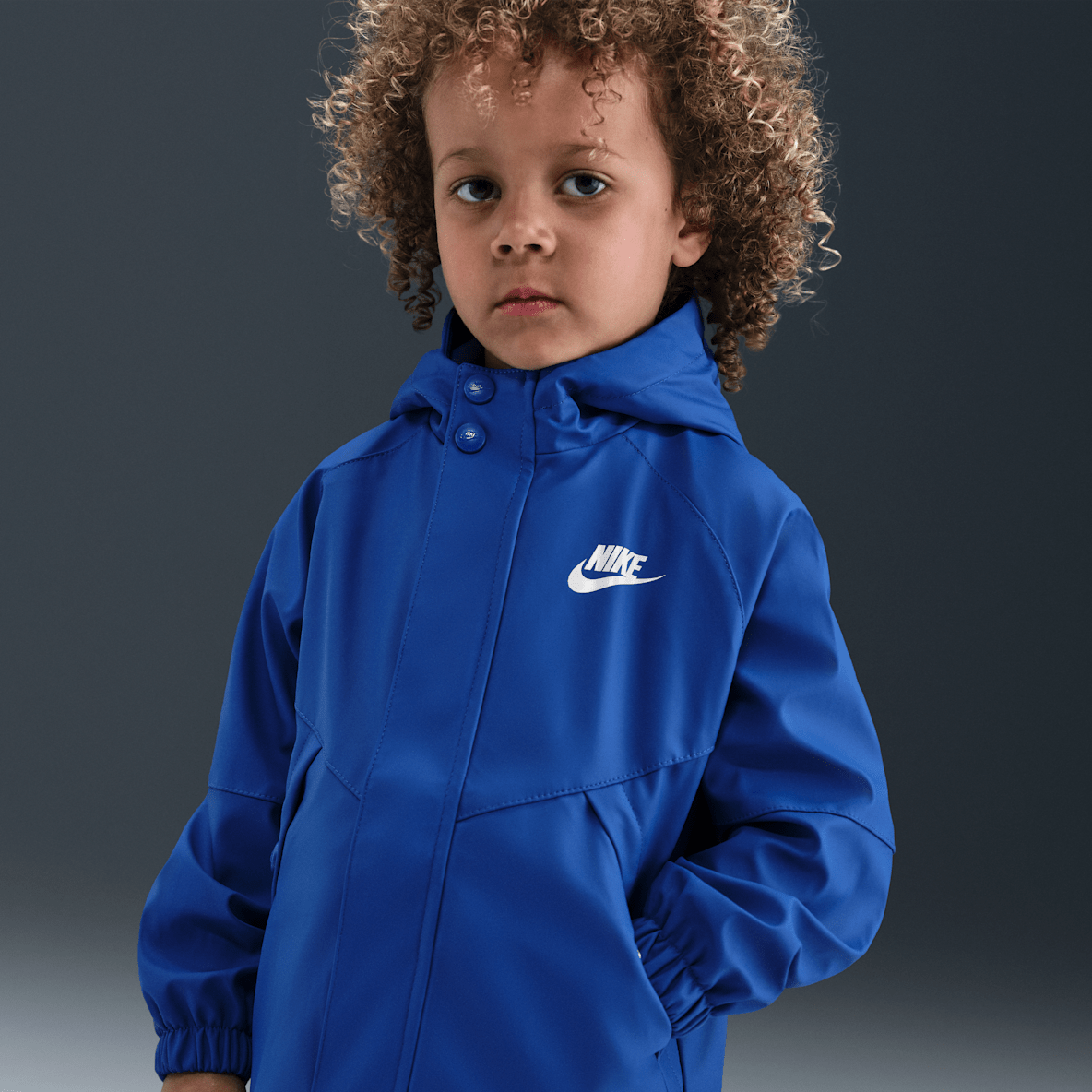Nike Nike Chamarra impermeable infantil