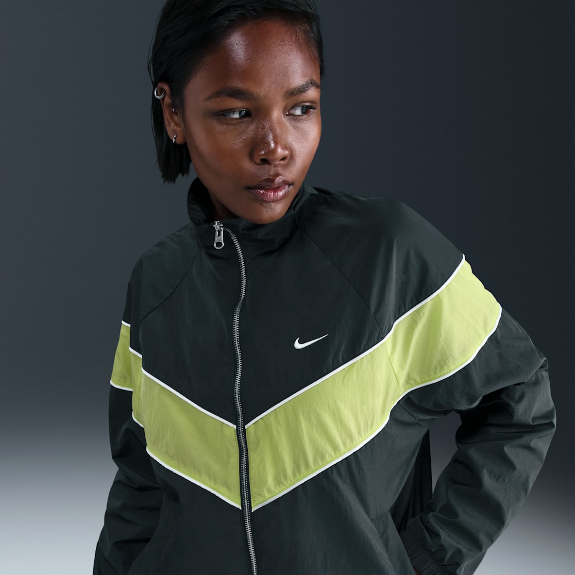 Nike Windrunner Nike Windrunner Veste à zip tissée ample UV pour femme