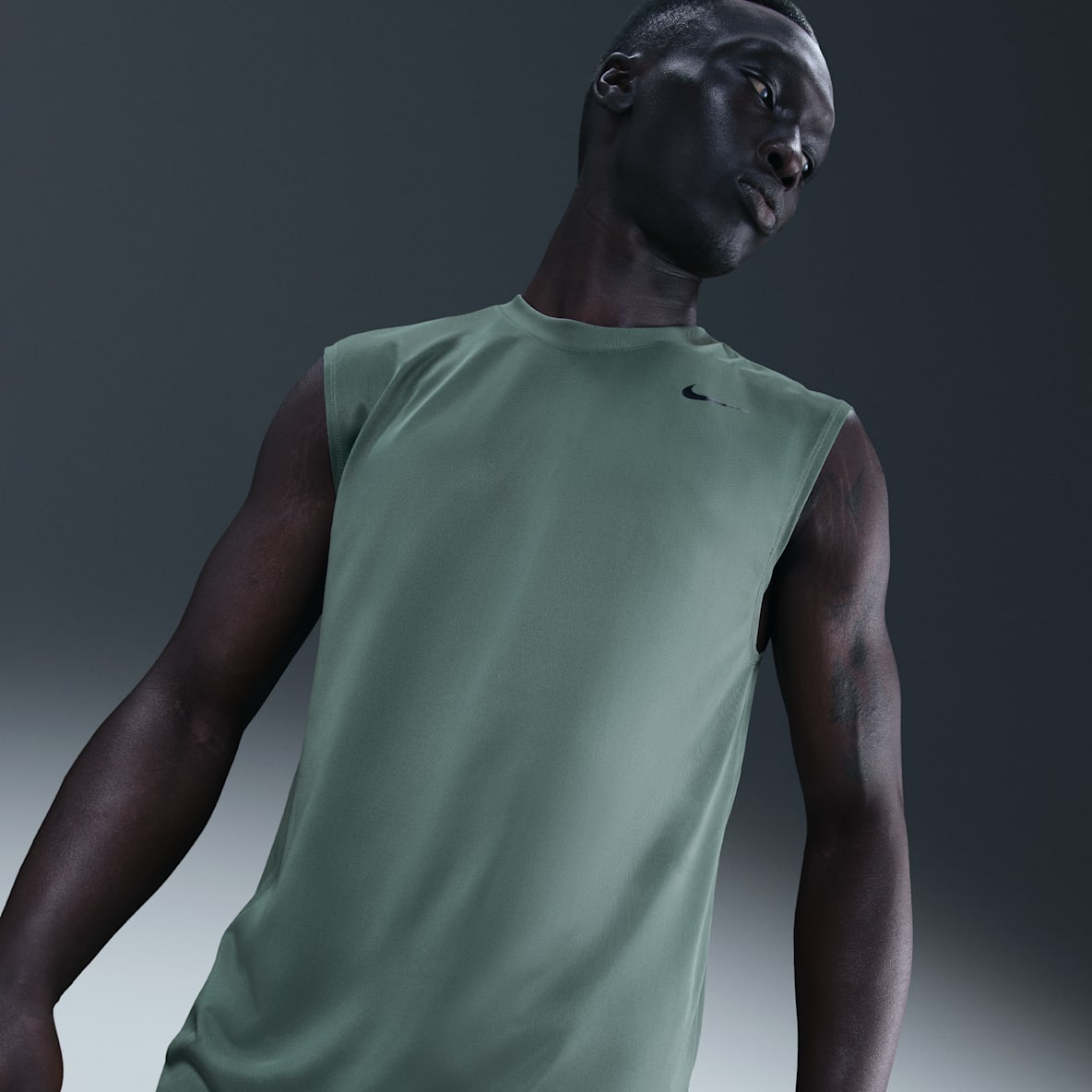 Nike Dri-FIT Legend Nike Dri-FIT Legend Men's Sleeveless Fitness T-Shirt