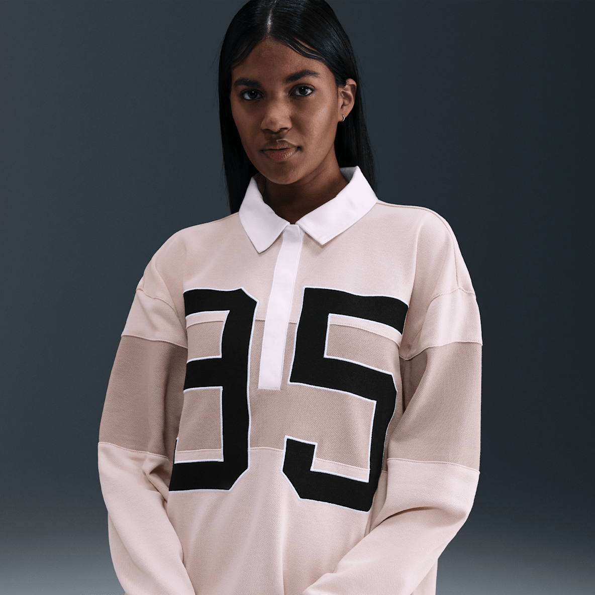Nike Sportswear Nike Sportswear Polo de manga larga con gráfico para mujer