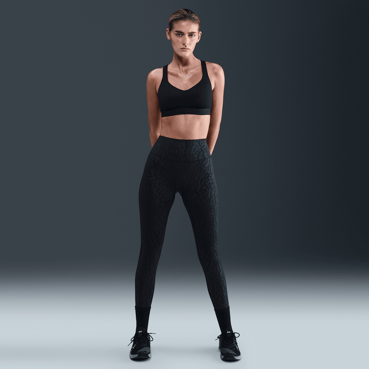 Nike Universa Nike Universa Women's High-Waisted 7/8 Leggings with No Front Seam