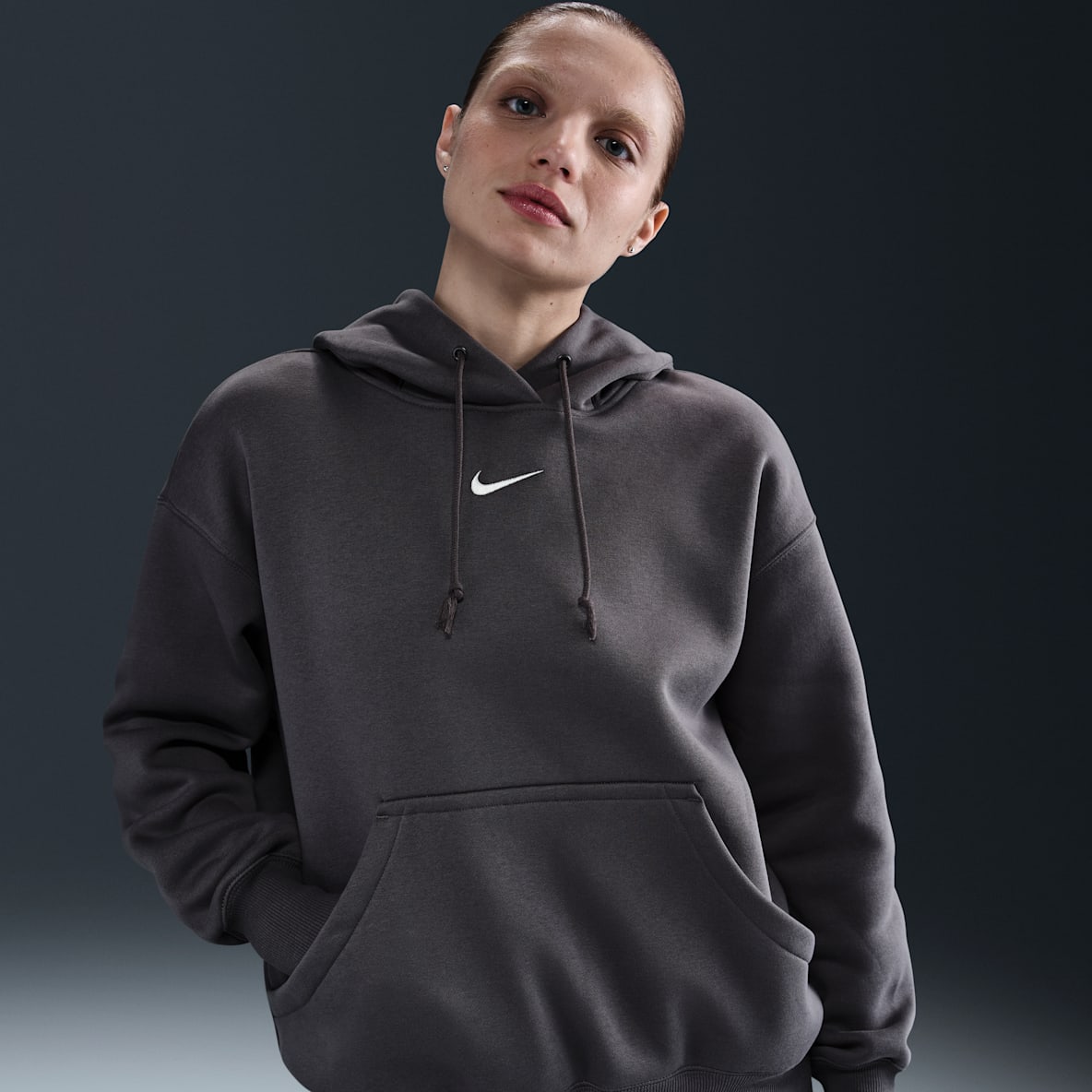 Nike Sportswear Phoenix Fleece Nike Sportswear Phoenix Fleece Women's Oversized Pullover Hoodie
