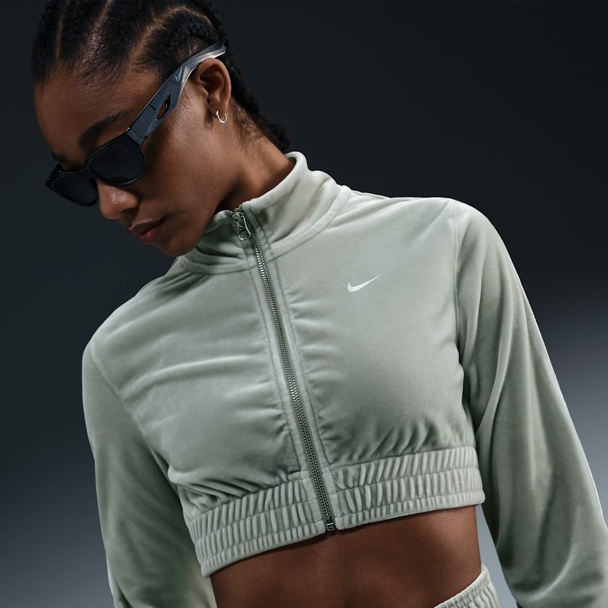 Nike Sportswear Collection Nike Sportswear Collection Haut court en velours à zip pour femme