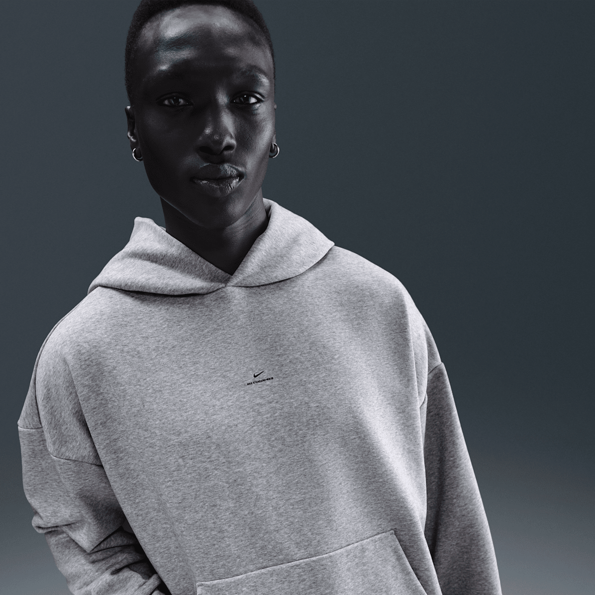 Nike Standard Issue Nike Standard Issue Nike Therma-FIT angerauter Basketball-Hoodie (Herren)