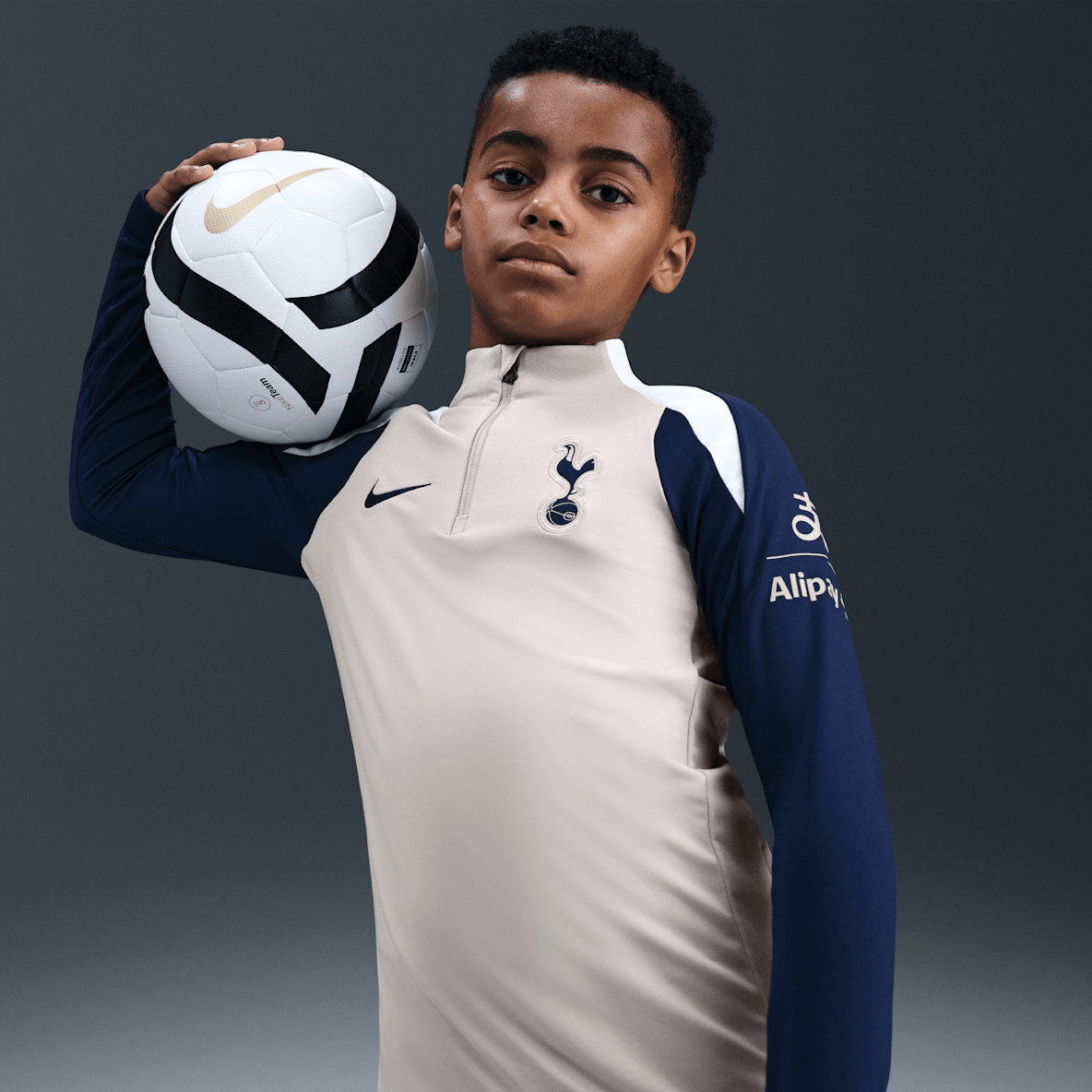 Tottenham Hotspur Strike Tottenham Hotspur Strike Fotbalové tréninkové tričko Nike Dri-FIT pro větší děti