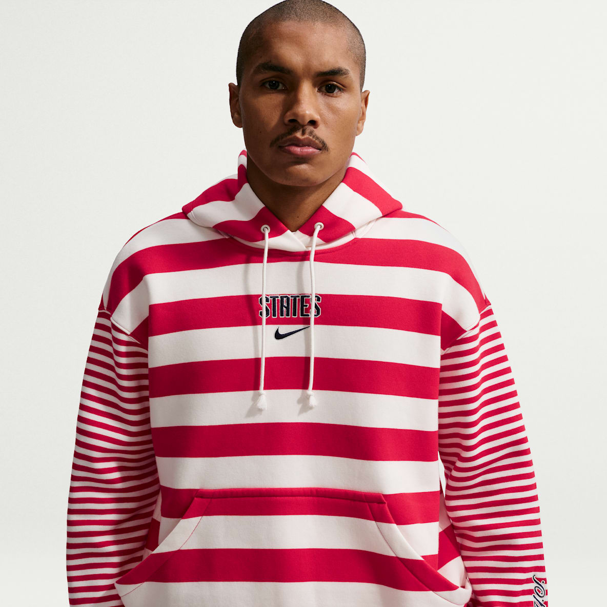 Selección nacional de fútbol masculino de Estados Unidos Phoenix Fleece Sudadera con gorro sin cierre de fútbol Nike oversized para mujer