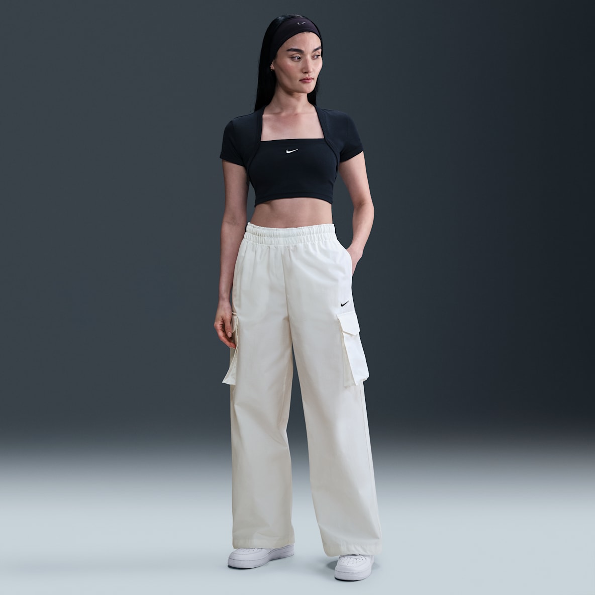 나이키 스포츠웨어 에브리씽 우븐 여성 미드라이즈 카고 팬츠
