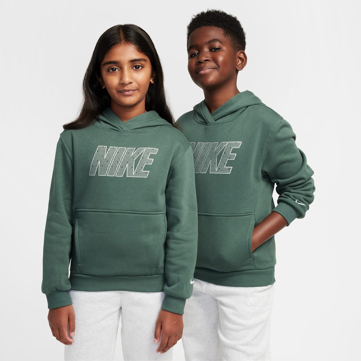 Nike Sportswear Club Fleece Nike Sportswear Club Fleece Sudadera con gorro sin cierre para niños talla grande