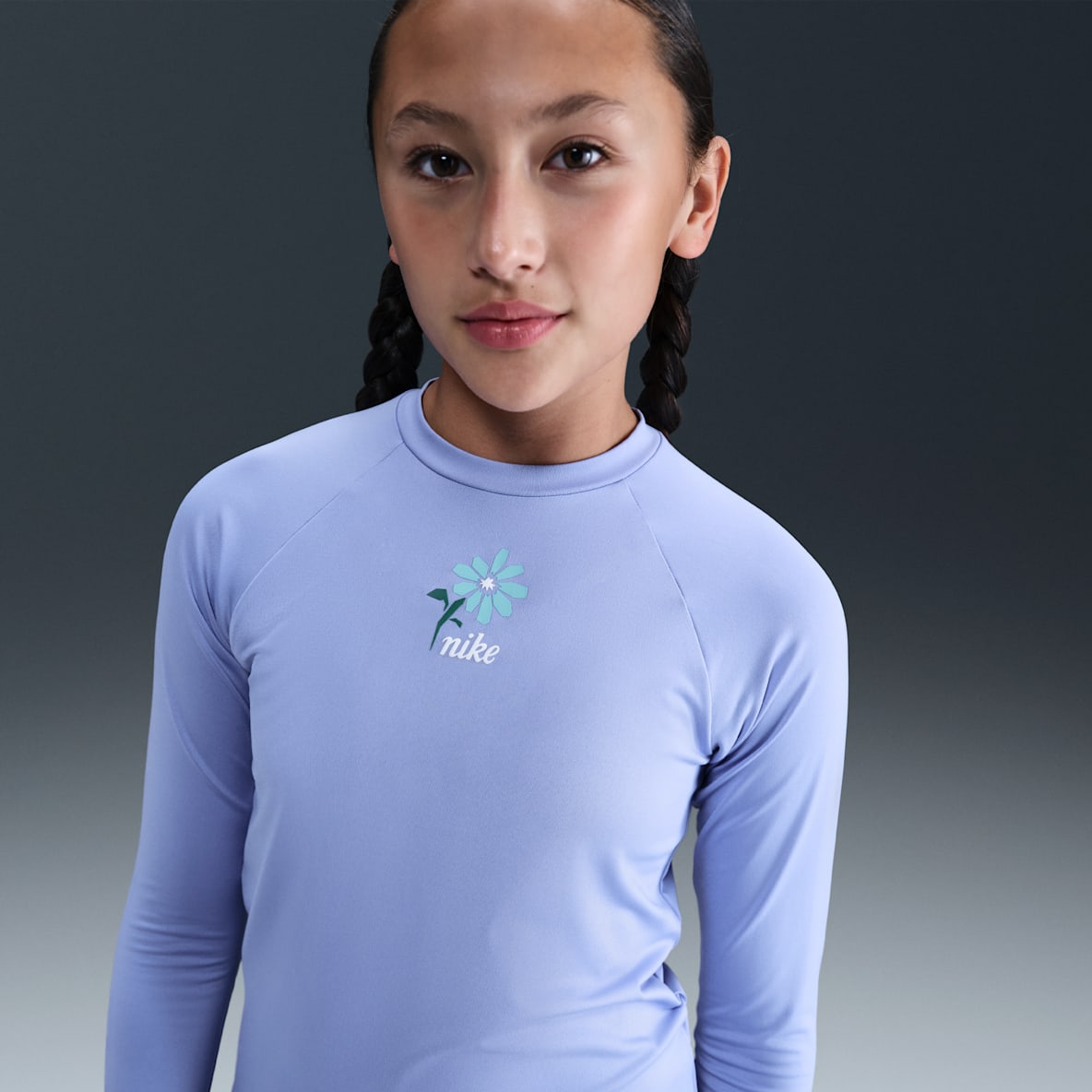 Nike Swim Hydroguard Playera de manga larga Dri-FIT UV para niña talla grande