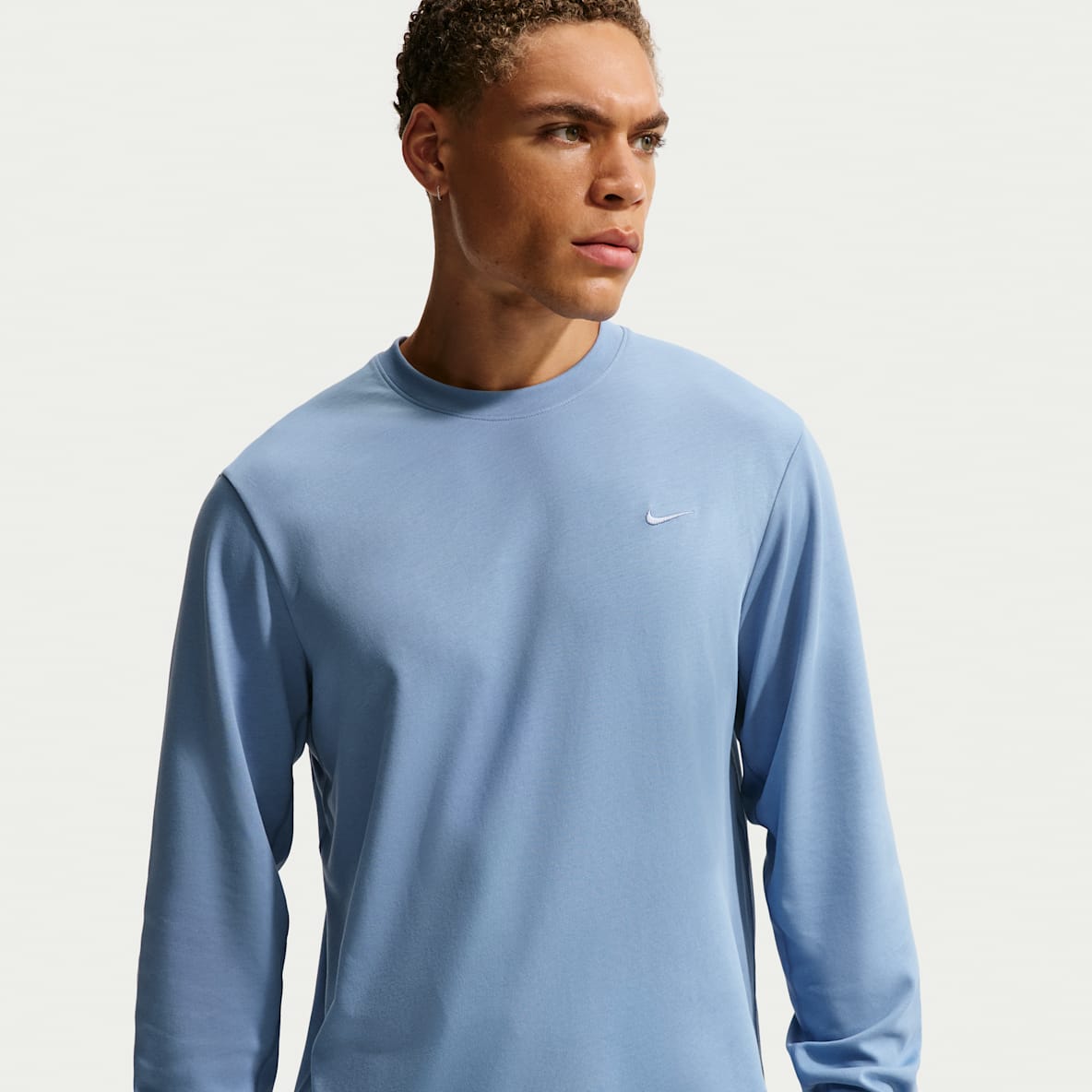 Nike Primary Men's Dri-FIT Long-Sleeve Versatile Top