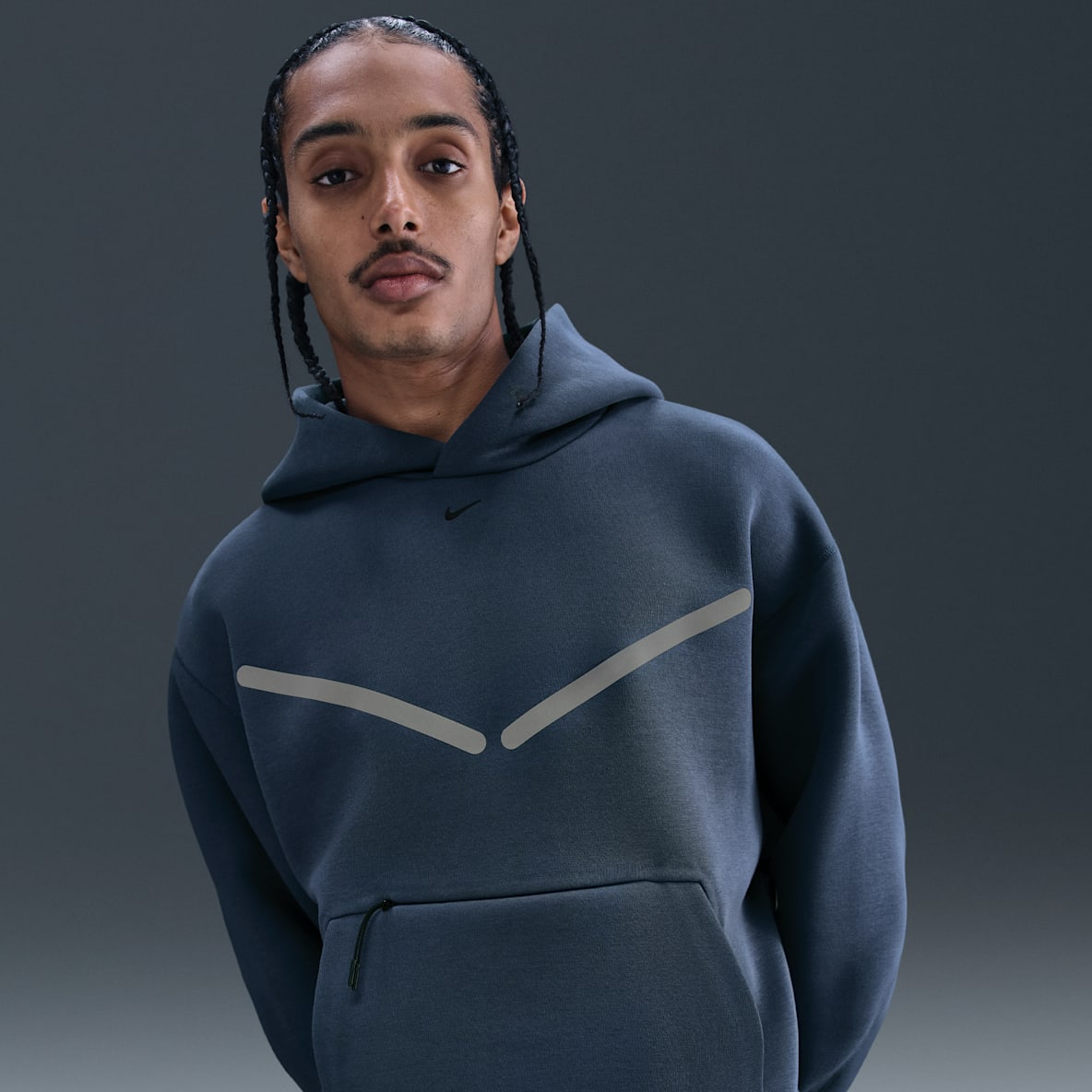 Nike Tech Nike Tech Sudadera con gorro sin cierre con detalles reflejantes para hombre