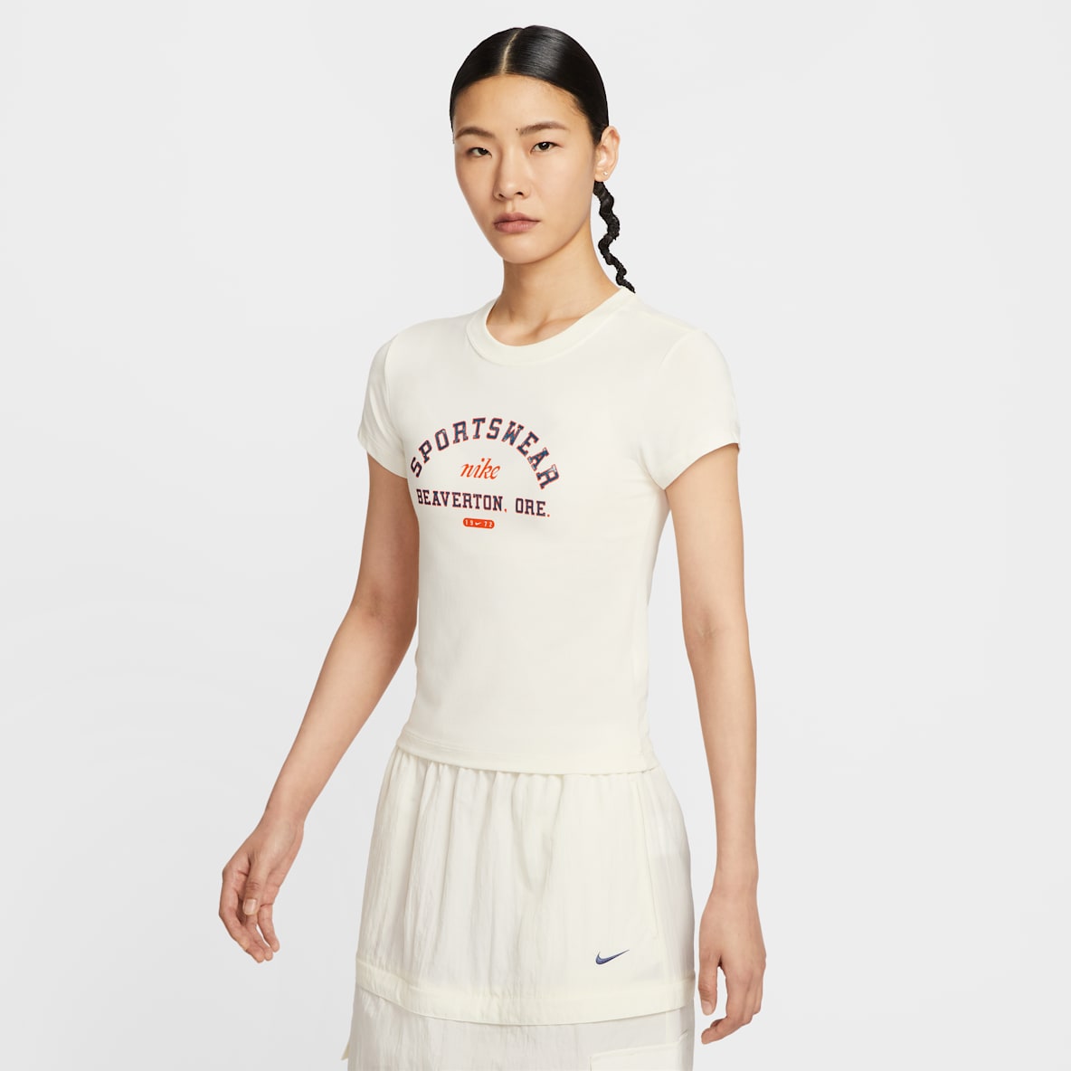 나이키 스포츠웨어 피닉스 여성 슬림 반팔 티셔츠