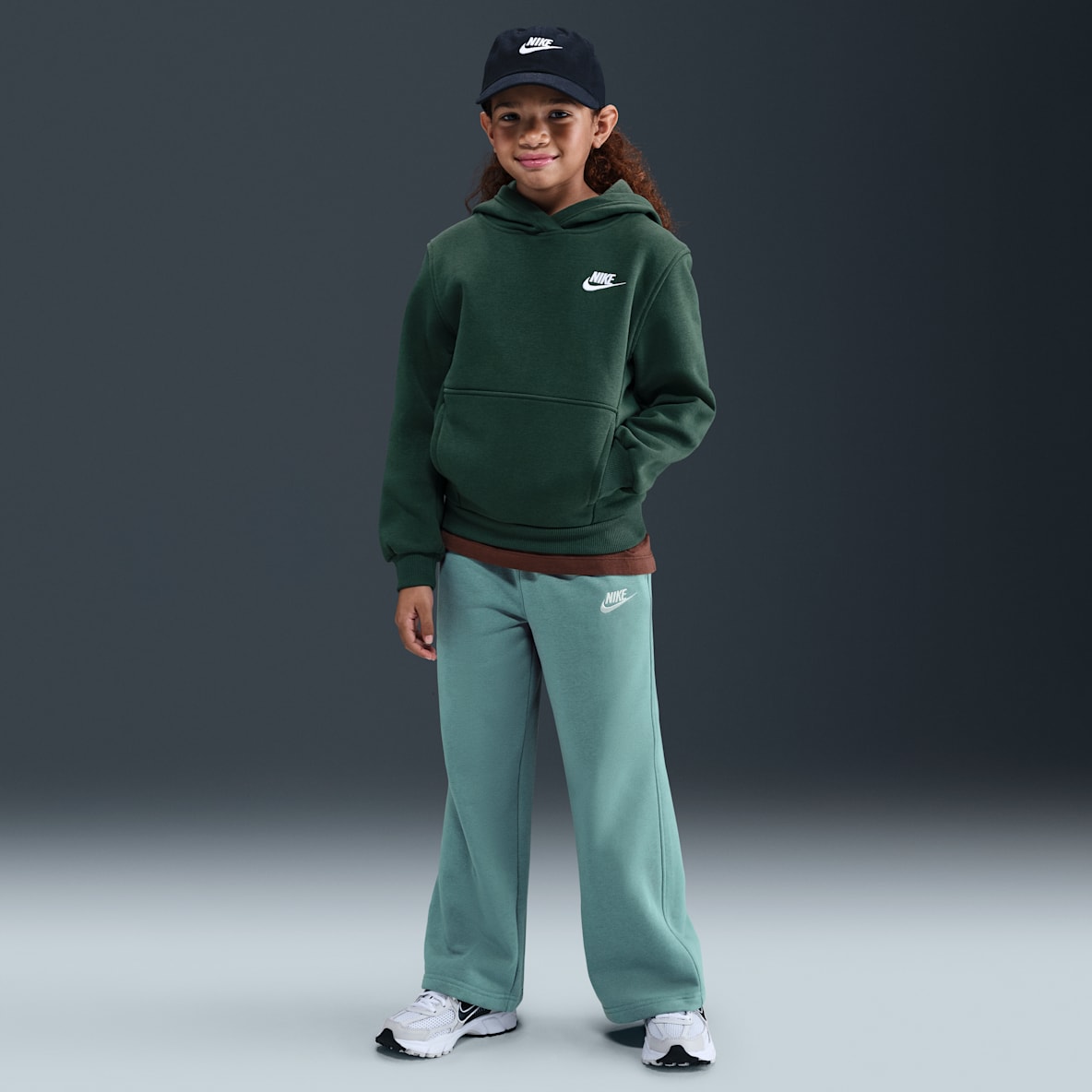 Nike Sportswear Club Fleece Nike Sportswear Club Fleece Older Kids' (Girls') Wide-Leg Trousers