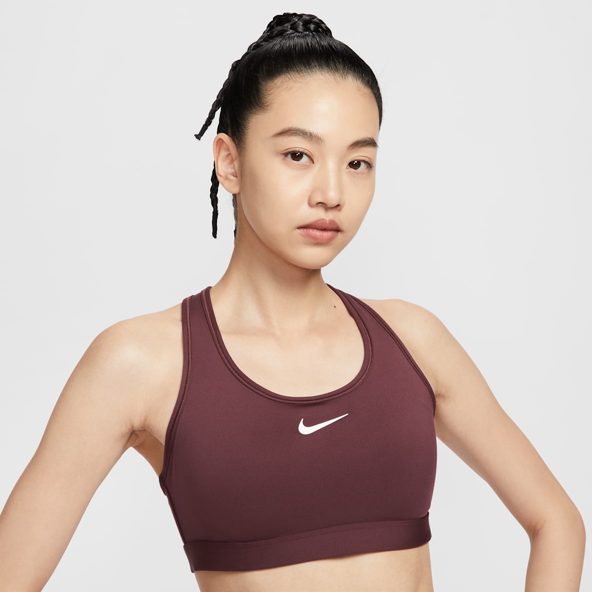 나이키 스우시 미디엄 서포트 나이키 스우시 미디엄 서포트 여성 패드 스포츠 브라