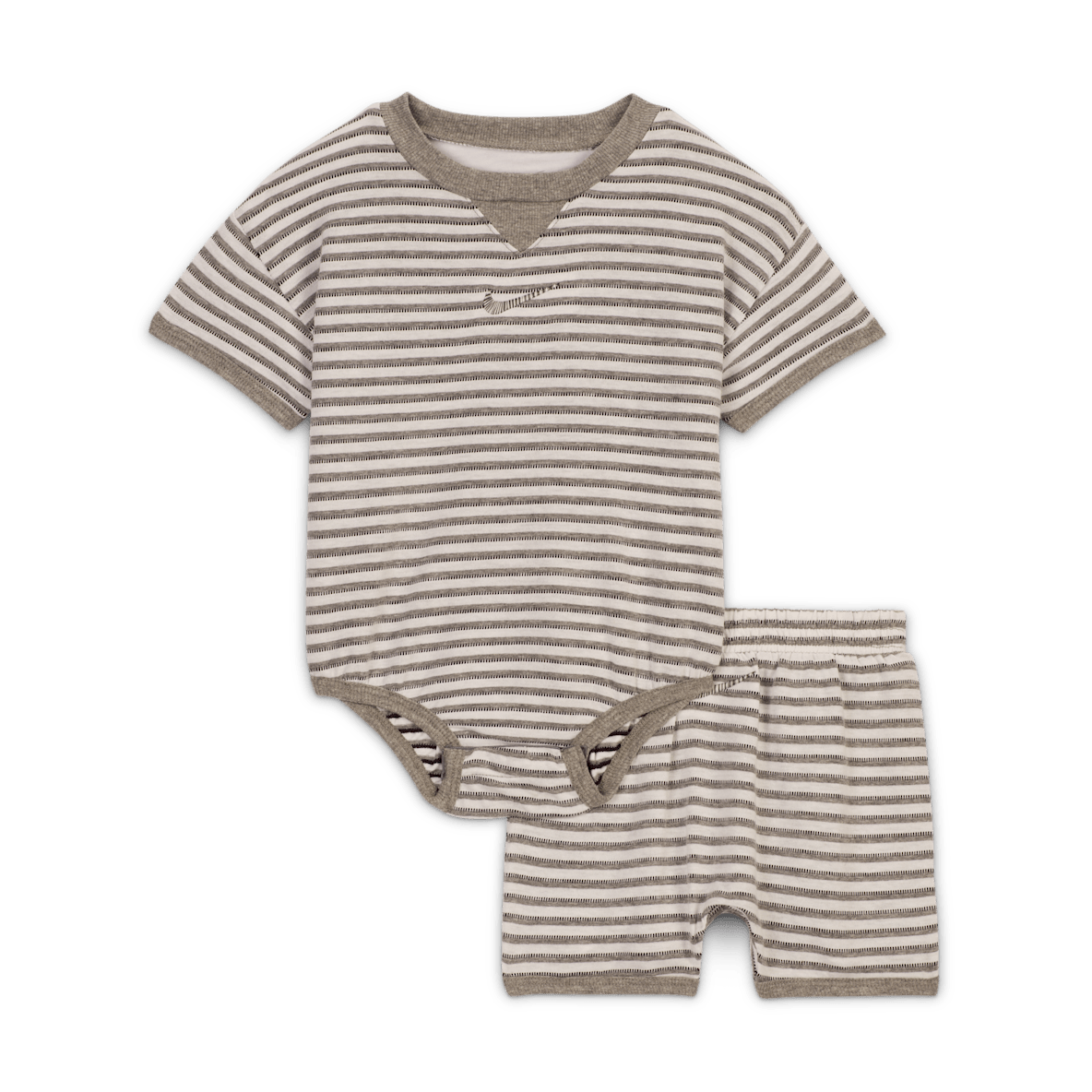 Nike ReadySet Nike ReadySet Conjunto de body y shorts para bebé (0 a 9 meses)