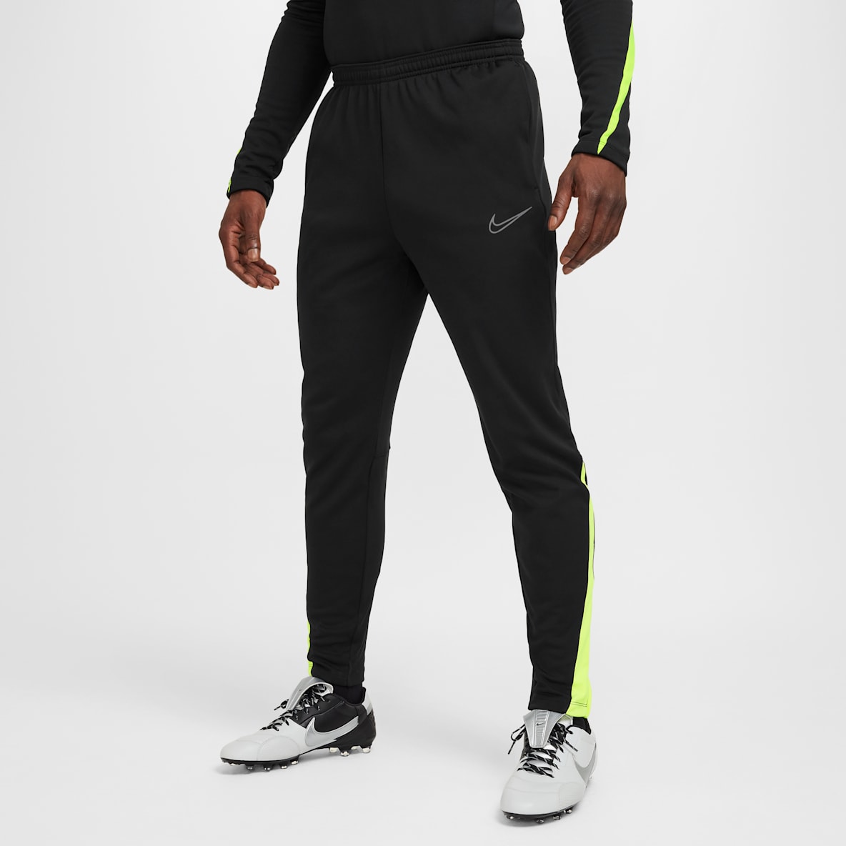Nike Academy Winter Warrior Nike Academy Winter Warrior Therma-FIT-Fußballhose für Herren