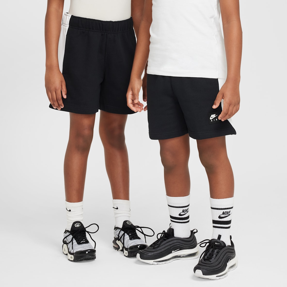 Nike Air Nike Air Older Kids' Fleece Shorts