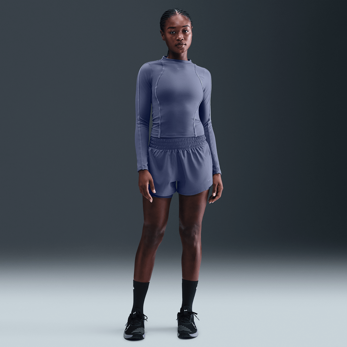 Nike One Nike One Shorts Dri-FIT 2 en 1 de tiro medio de 8 cm para mujer
