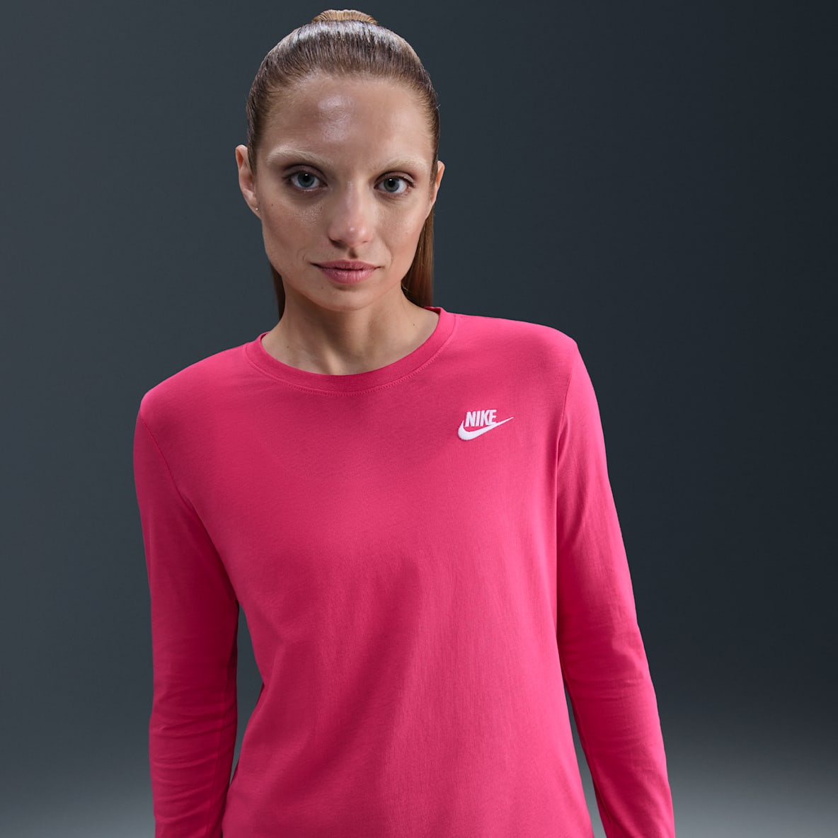 Nike Sportswear Club Nike Sportswear Club Women's Long-Sleeve T-Shirt