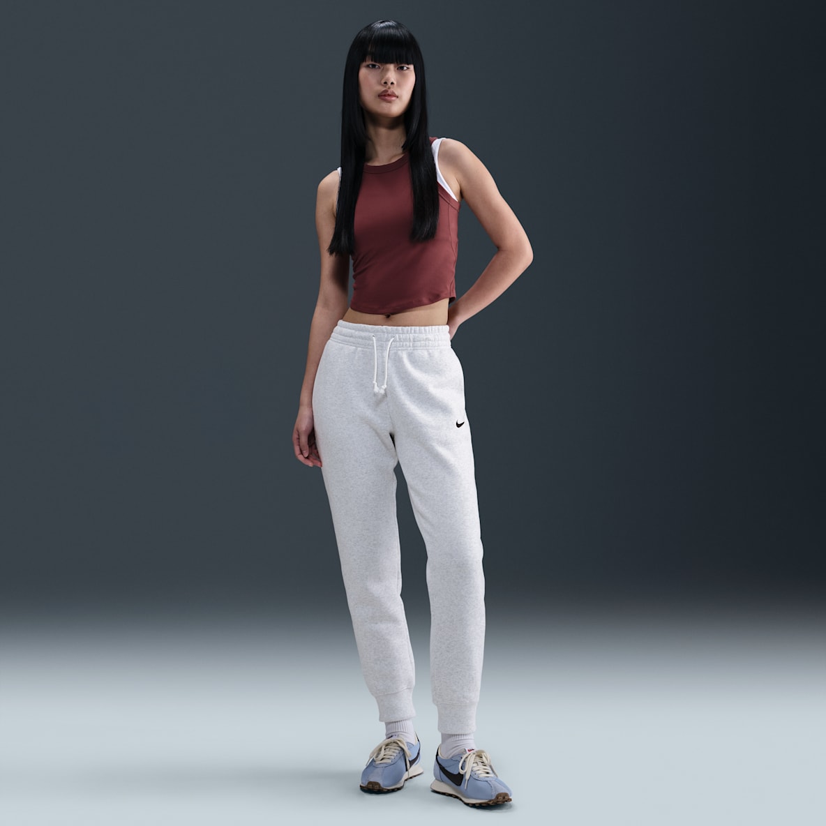 Nike Sportswear Phoenix Fleece Pantalon de survêtement taille mi-haute pour femme