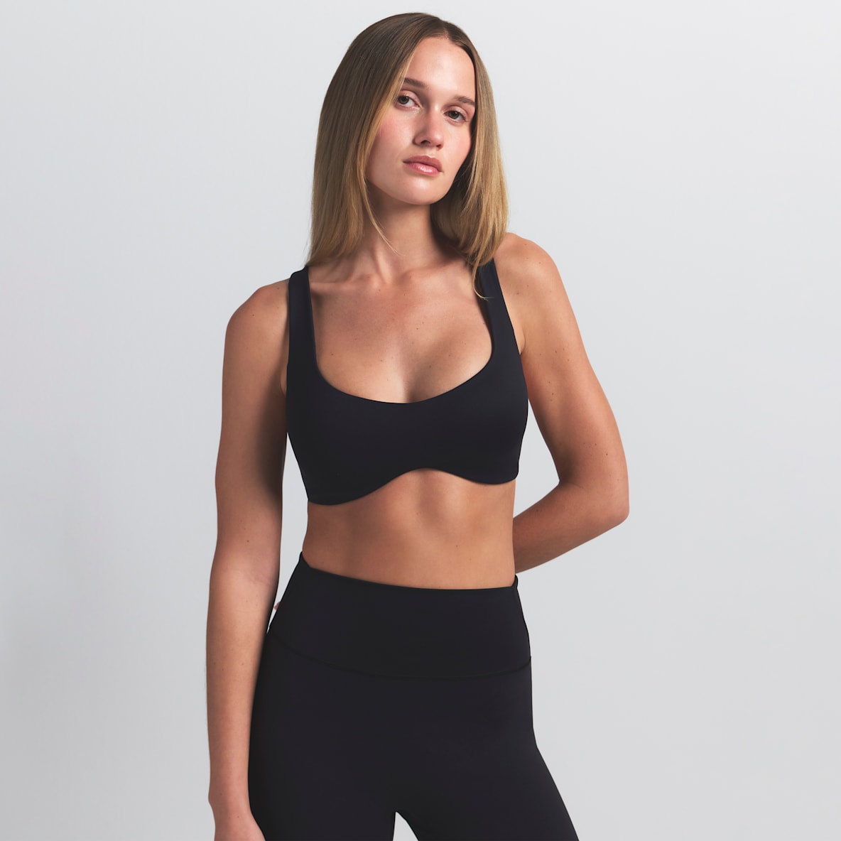 NikeSKIMS Matte NikeSKIMS Matte Women's Shaping Scoop Bra