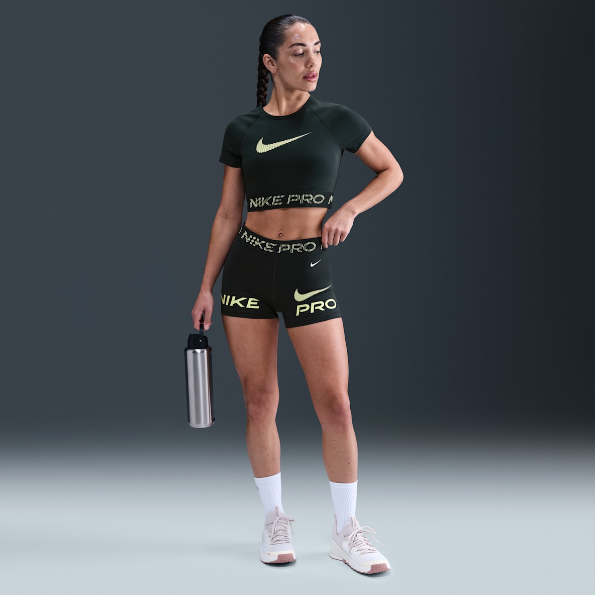 Nike Pro Nike Pro Women's Mid-Rise 7.5cm (approx.) Biker Shorts