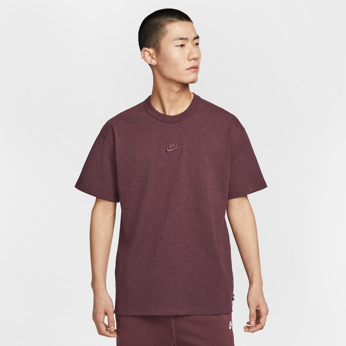 Nike Sportswear Premium Essentials เสื้อยืดผู้ชาย