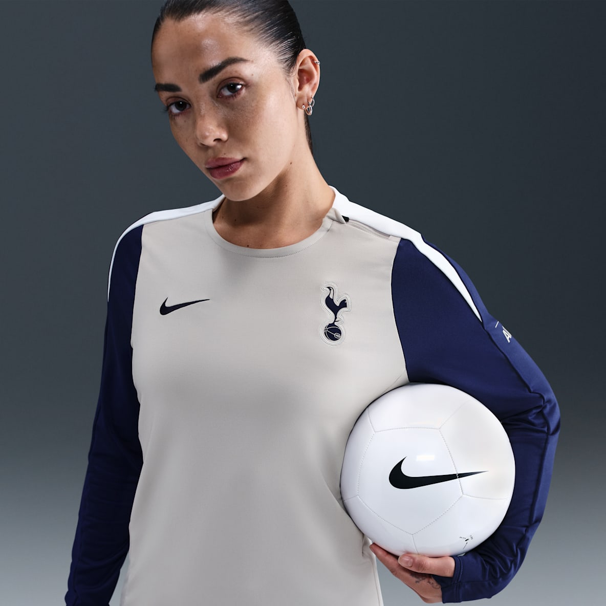 Tottenham Hotspur Strike Women's Nike Dri-FIT Football Crew-Neck Knit Top