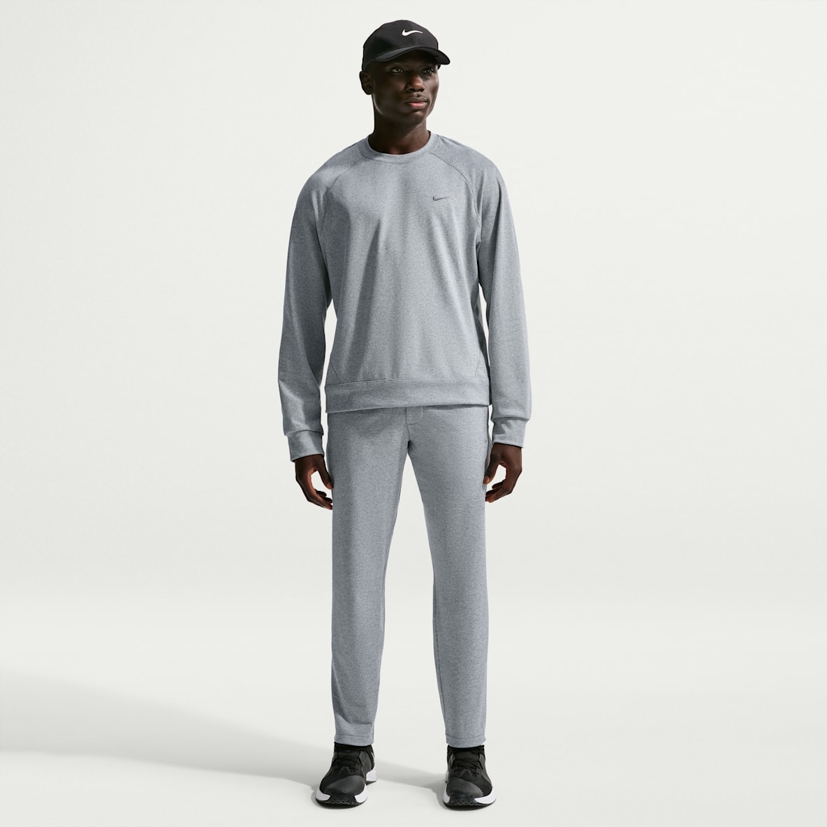 Nike Primary NanoKnit Men's Dri-FIT UV Protection Performance Tracksuit Bottoms