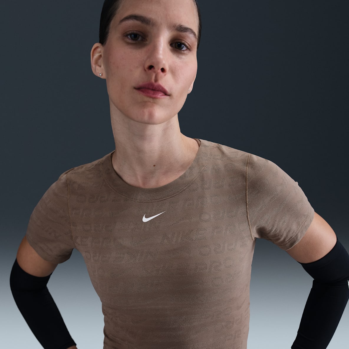Nike Pro Nike Pro Women's Dri-FIT Short-Sleeve Cropped Jacquard Top