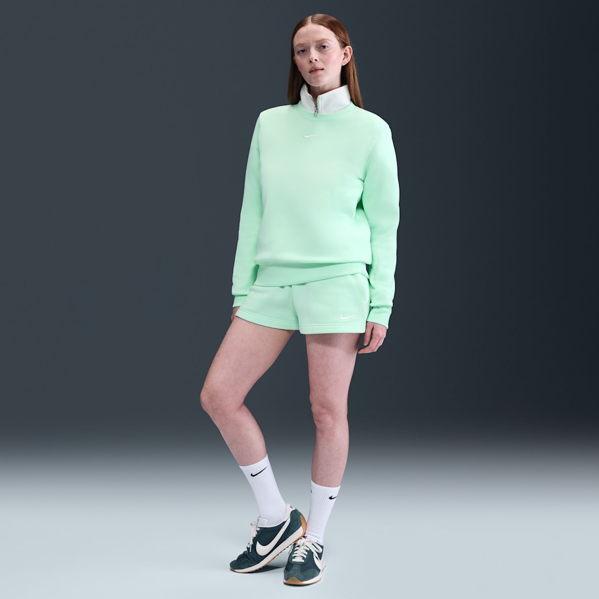 Nike Sportswear Phoenix Fleece Shorts med medelhög midja 5 cm för kvinnor