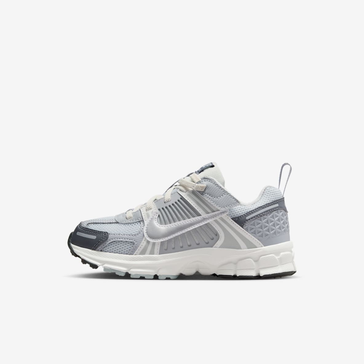 Nike Vomero 5 Little Kids' Shoes with Reflective Design Accents