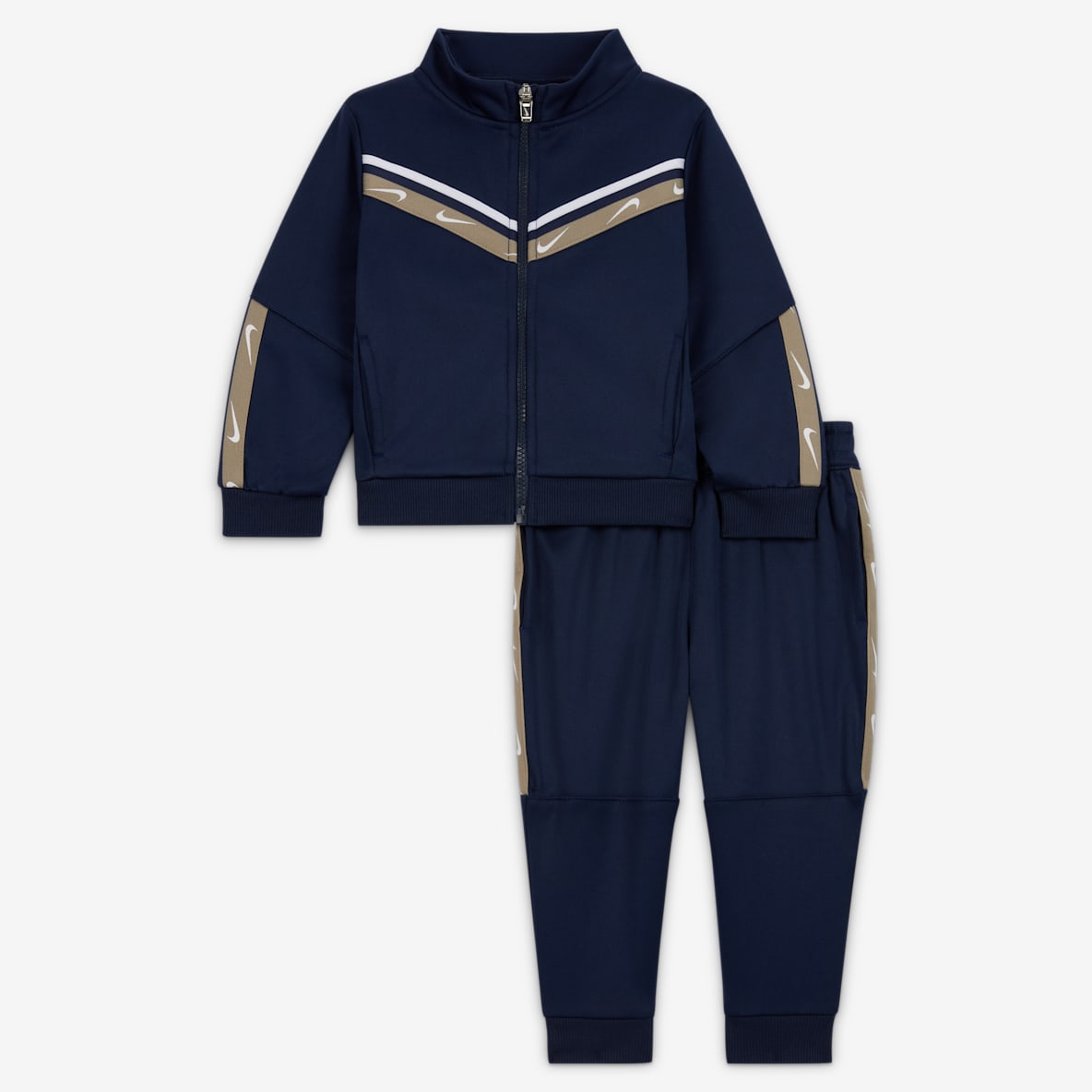 Nike Dri-FIT Sportswear Club Conjunto de dos piezas Poly Propus para bebé (de 12 a 24 meses)