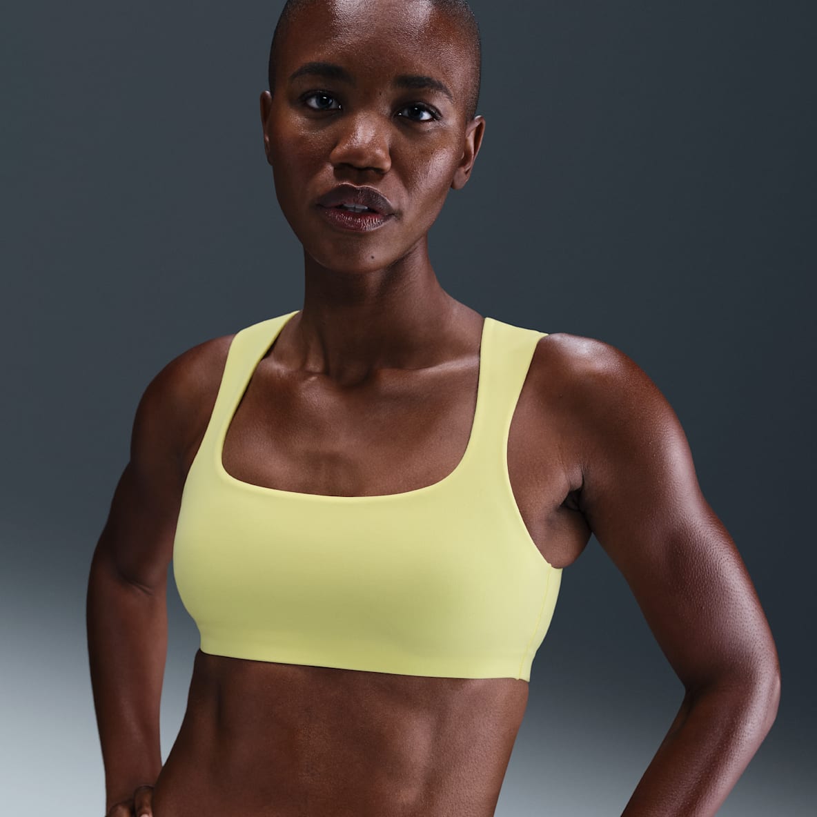 Nike Zenvy Women's Light-Support Lightly Lined Sports Bra