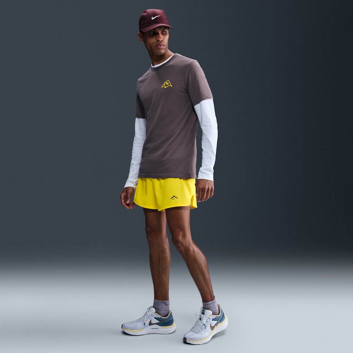 Nike Trail Second Sunrise Nike Trail Second Sunrise Shorts de correr Dri-FIT ADV de 13 cm con forro de ropa interior para hombre