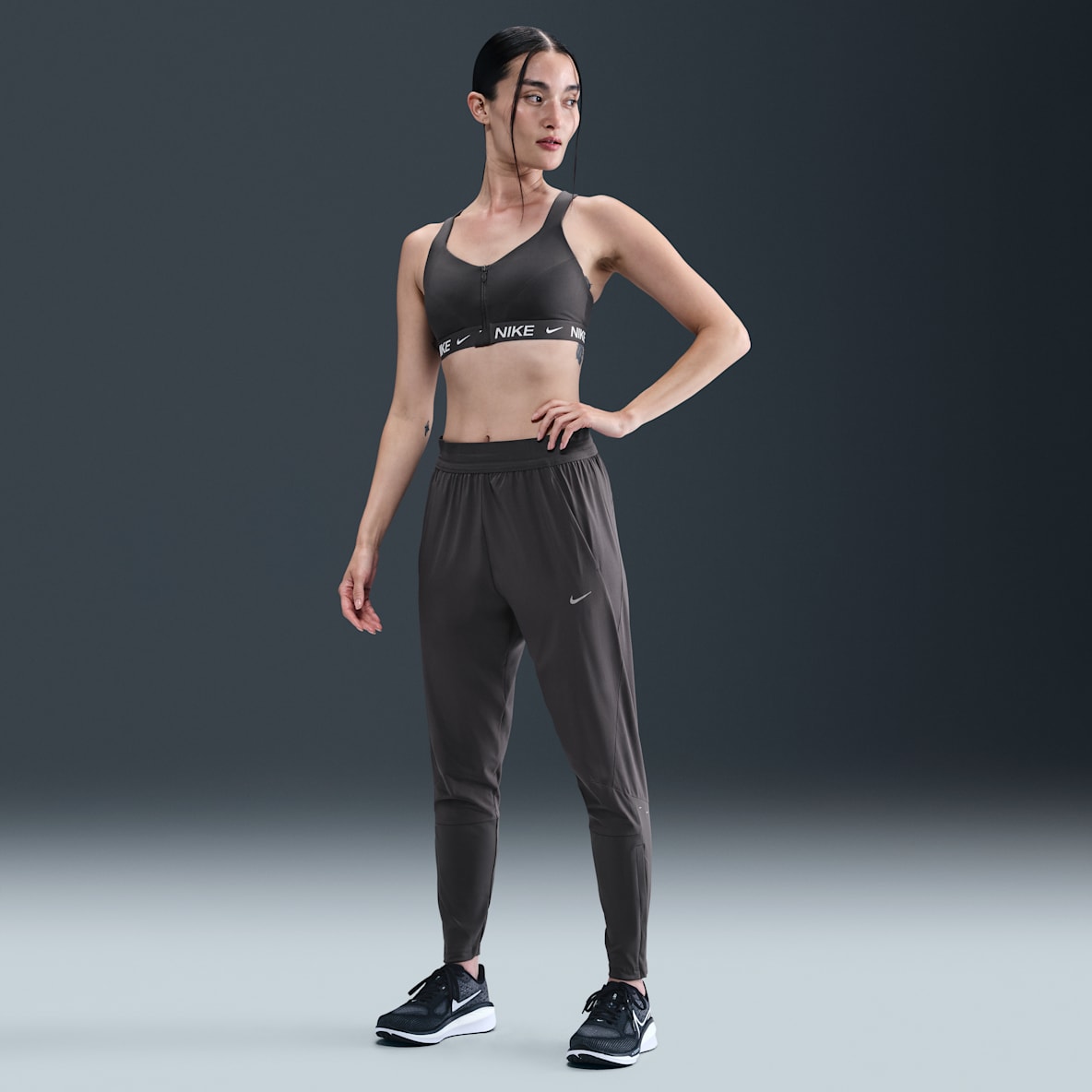 Nike Swift Nike Swift 女款 Dri-FIT 中腰跑步長褲