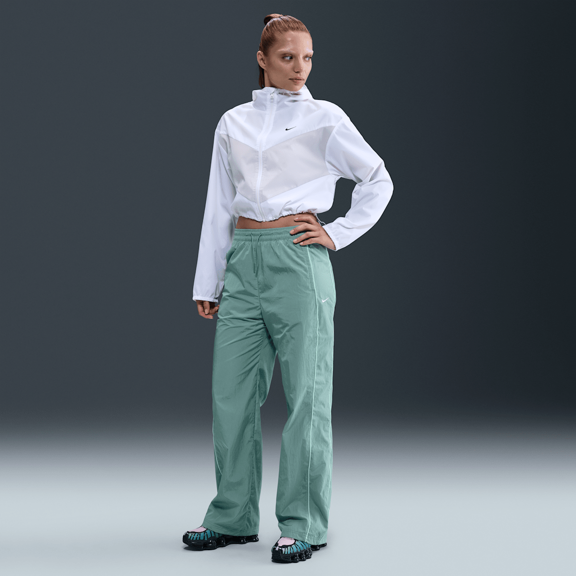 Nike Windrunner Nike Windrunner Women's High-Waisted Woven Open-Hem Trousers