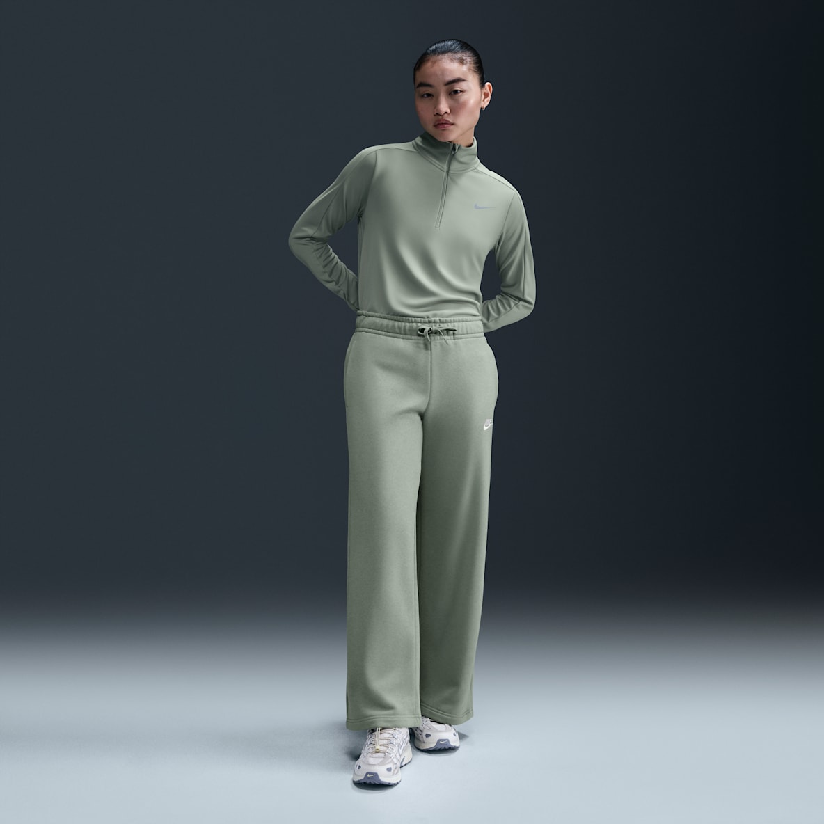 Nike Sportswear Club Fleece Nike Sportswear Club Fleece Women's Mid-Rise Wide-Leg Sweatpants