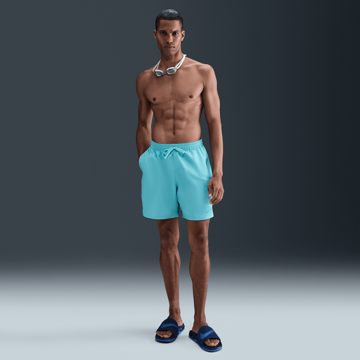 Nike Swim Essential Logo Lap Nike Swim Essential Logo Lap Shorts tipo vóleibol de 18 cm para hombre