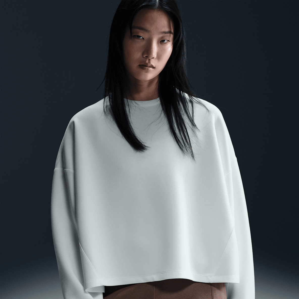 Nike 24.7 ImpossiblySoft Nike 24.7 ImpossiblySoft Women's Dri-FIT Oversized Crew-Neck Top